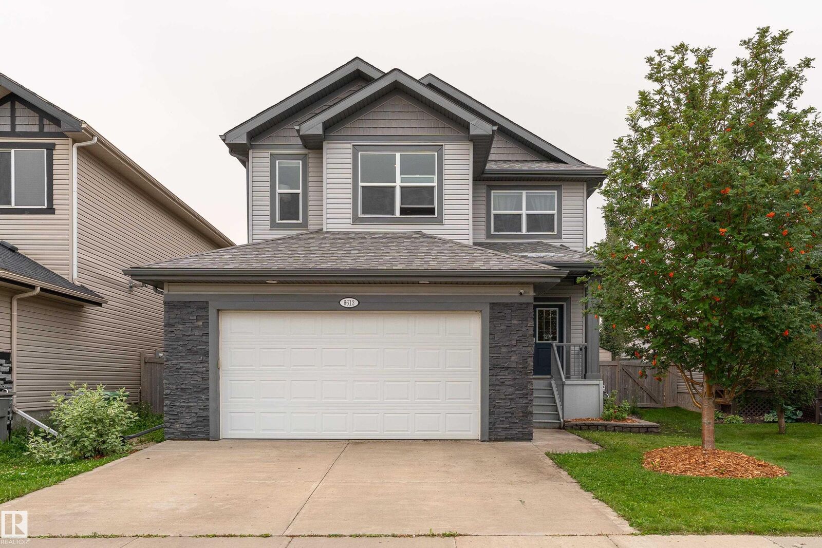 Property Photo:  6613 31 Avenue  AB T4X 0W7 