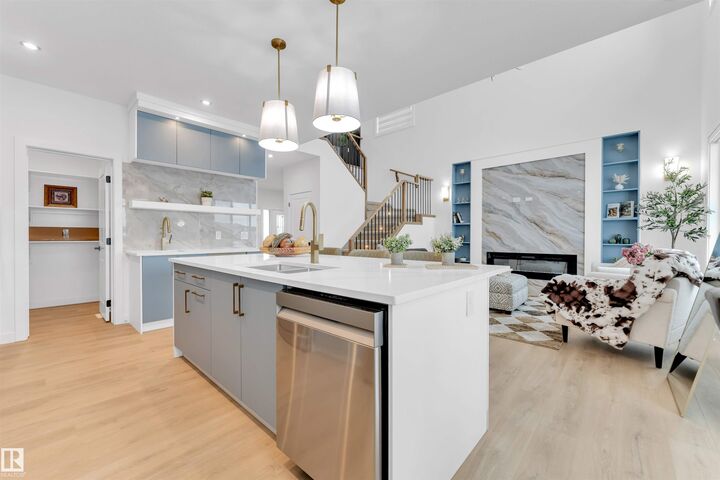 Property Photo:  2 Tenuto Link  AB T7X 4E2 