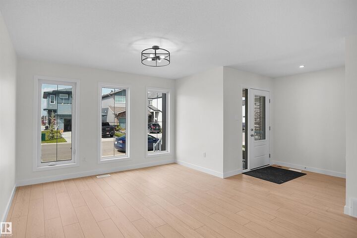 Property Photo:  15 Elis Link  AB T7X 2Z7 