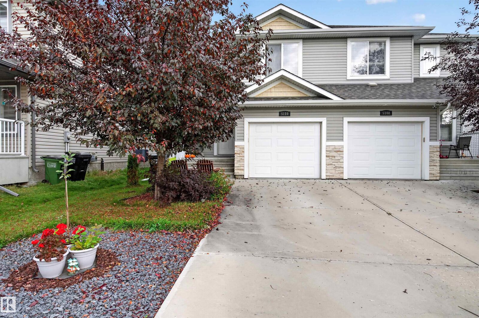 Property Photo:  5110 168A Avenue NW  AB T5Y 0R9 