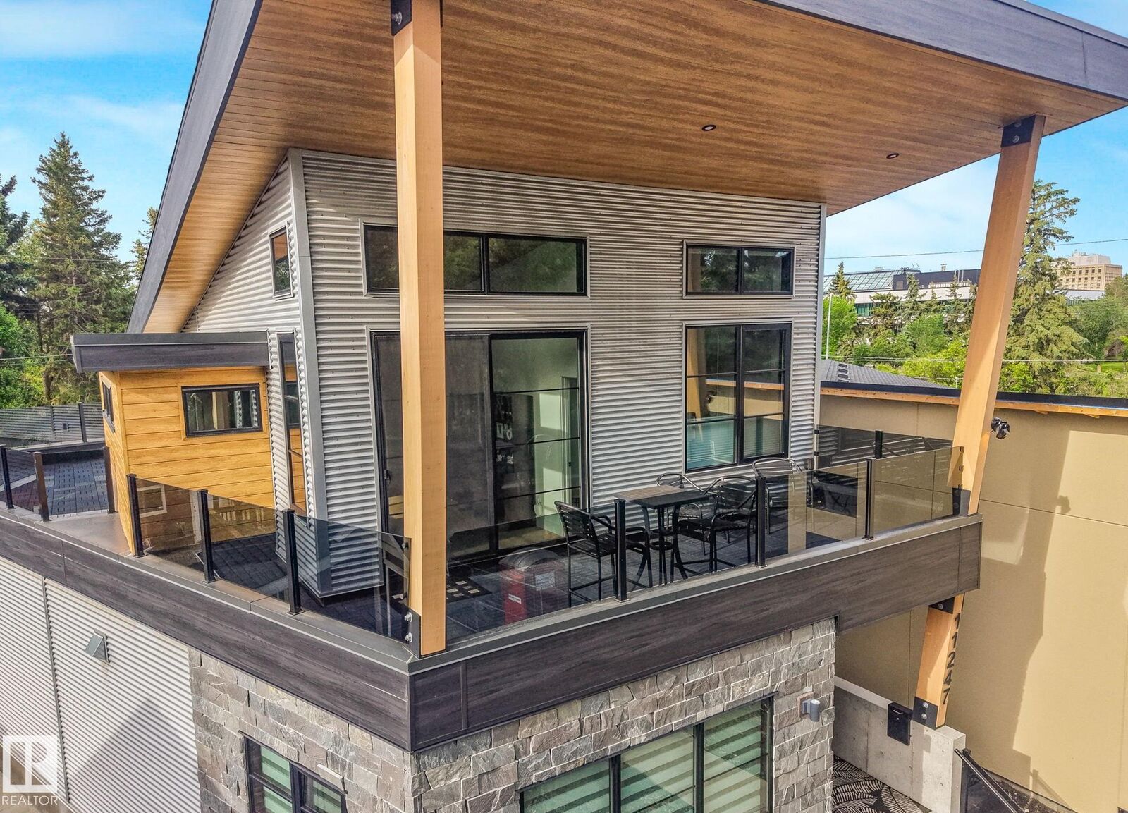 Property Photo:  11247 71 Avenue NW  AB T6G 0A5 
