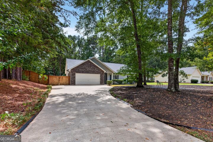 Property Photo: 371 Northridge Drive GA 30276
