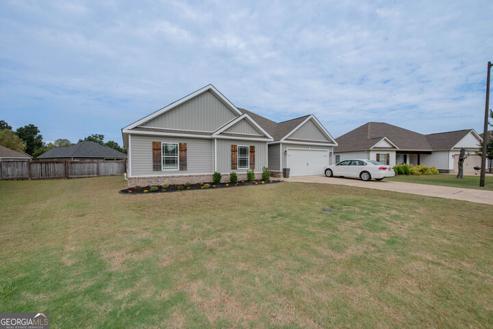 Property Photo: 121 Locks Heath Court GA 31069