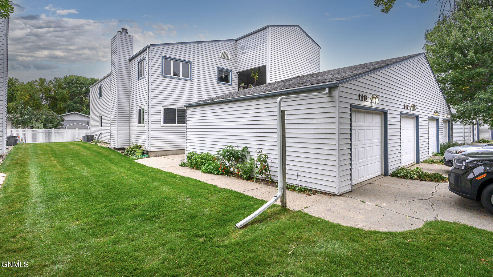 Property Photo:  117 Boise Avenue  ND 58504 