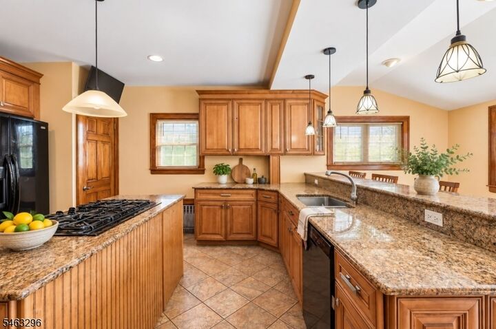 Property Photo:  14 Dawson Ave  NJ 07052 