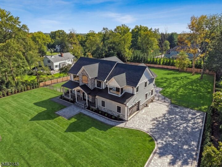 Property Photo: 9 Blackbirch Rd NJ 07076