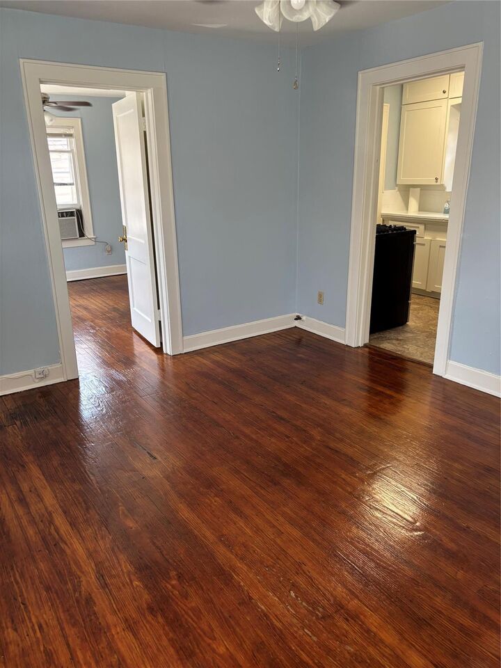Property Photo: 4306 Pease Street Street 1/2 TX 77023
