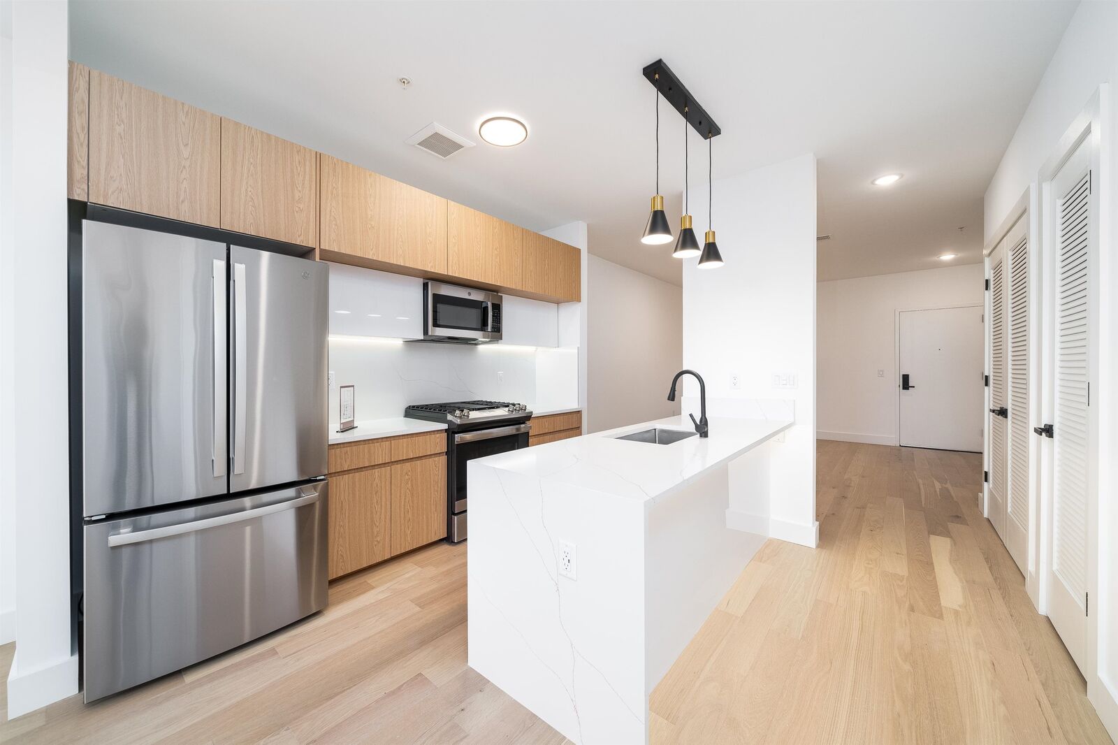Property Photo:  649 38th St 211  NJ 07086 
