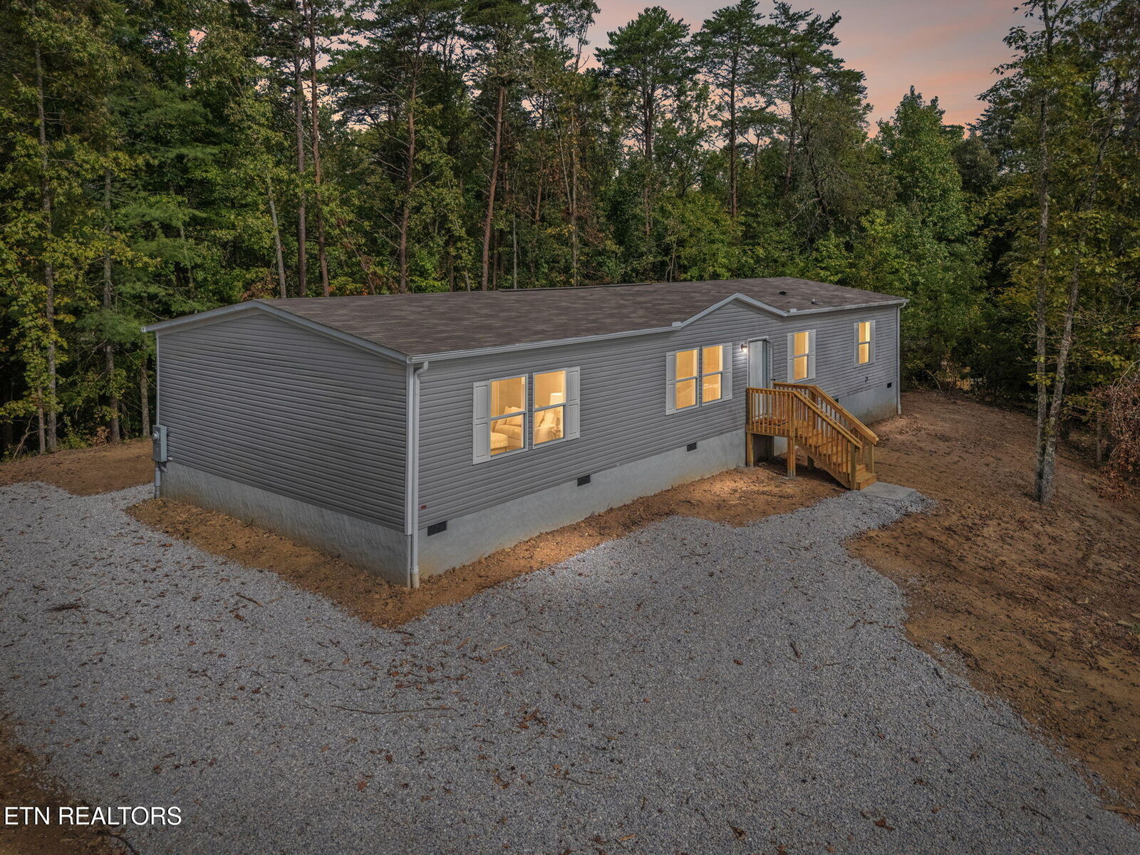 Property Photo: 106 First Street TN 37854