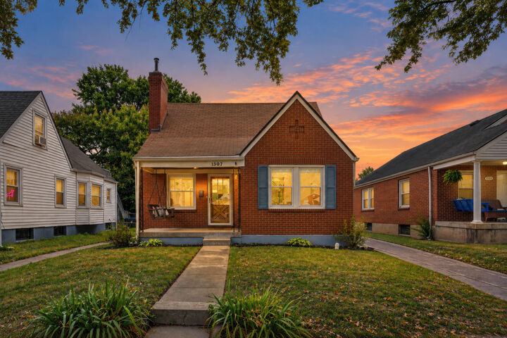 Property Photo:  1307 Central Avenue  KY 40208 