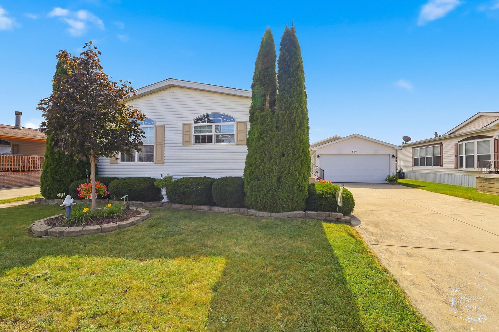 Property Photo: 854 Aspen Drive IL 60950
