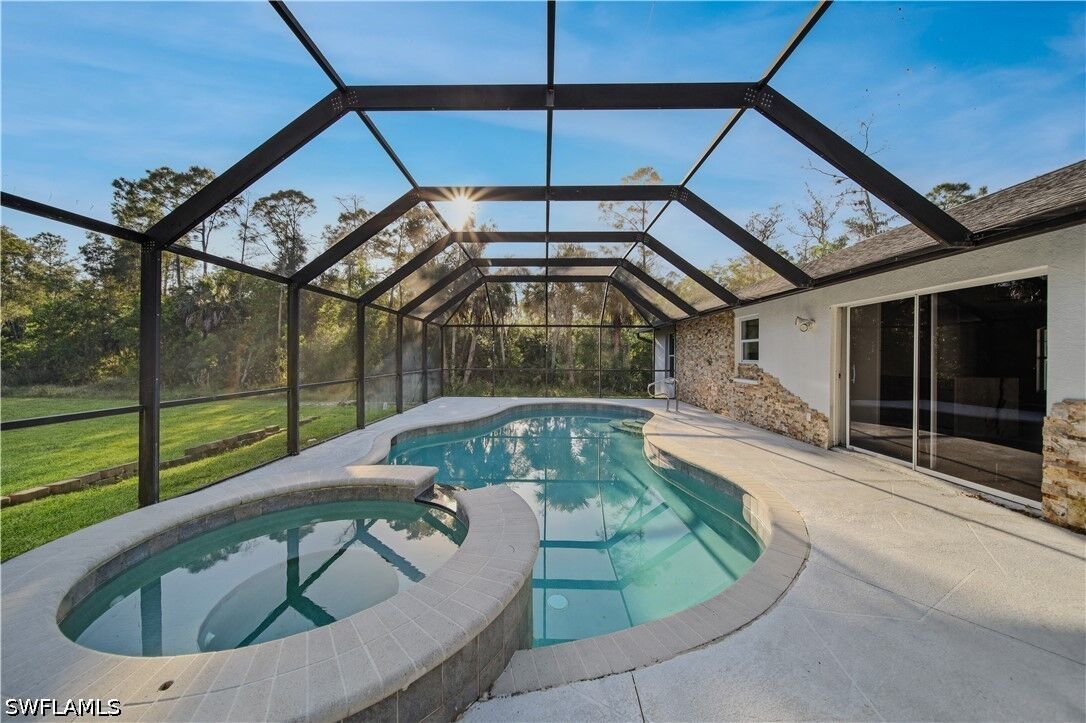 Property Photo: 390 35th Avenue NE FL 34120