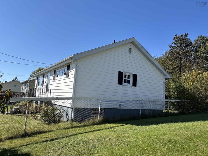Property Photo:  38 Young Avenue  NS B2A 1Y6 