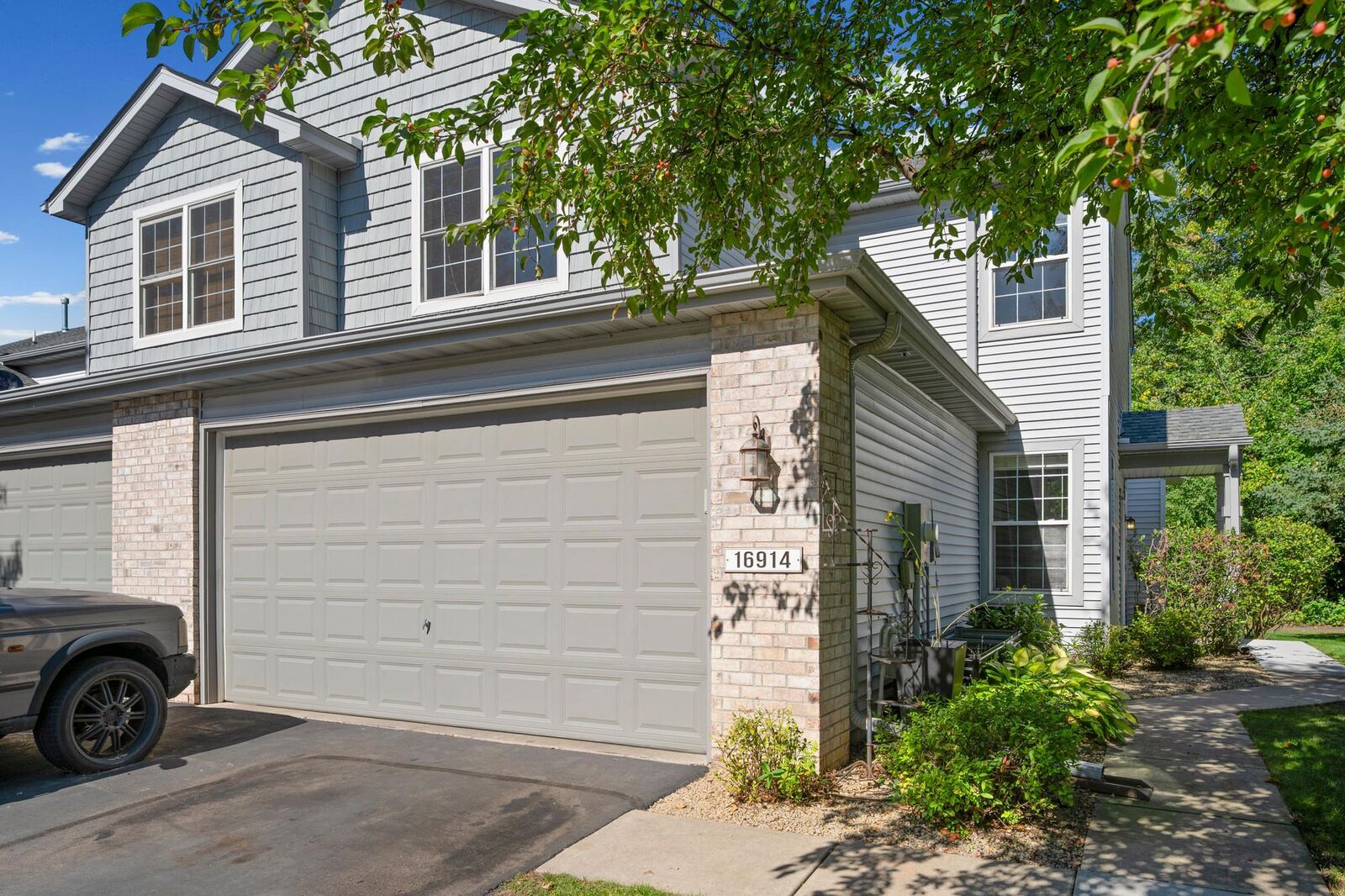 Property Photo:  16914 79th Avenue N  MN 55311 