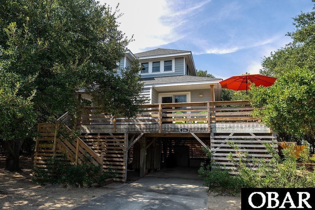 Property Photo:  206 W Third Street  NC 27948-0000 