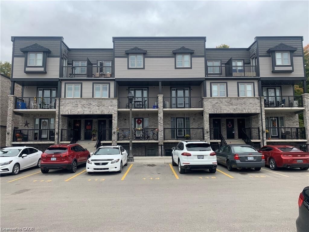 Property Photo:  1989 Ottawa Street S 28D  ON N2R 0J4 