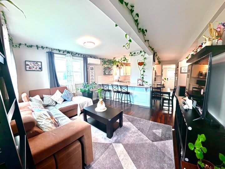 Property Photo:  413 Hawthorne Avenue  PE C1N 2E4 