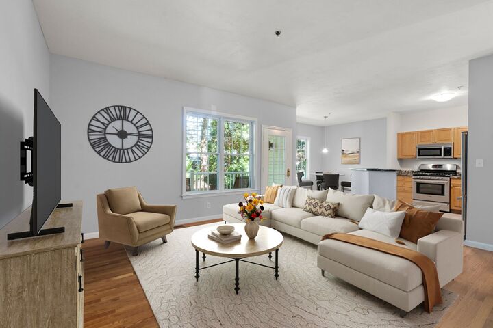 Property Photo:  36 Cambridge Road 32  MA 01801 