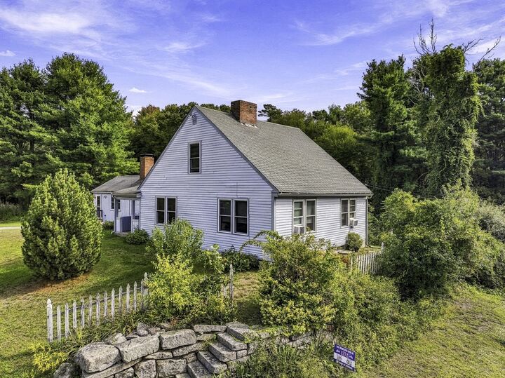 Property Photo:  15 North St  MA 01568 