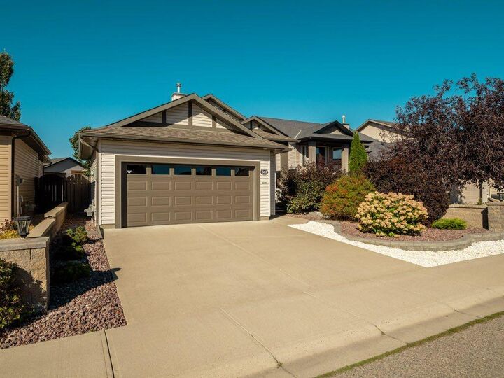 Property Photo:  385 Thyrza Burkitt Link N  AB T1H 5M5 