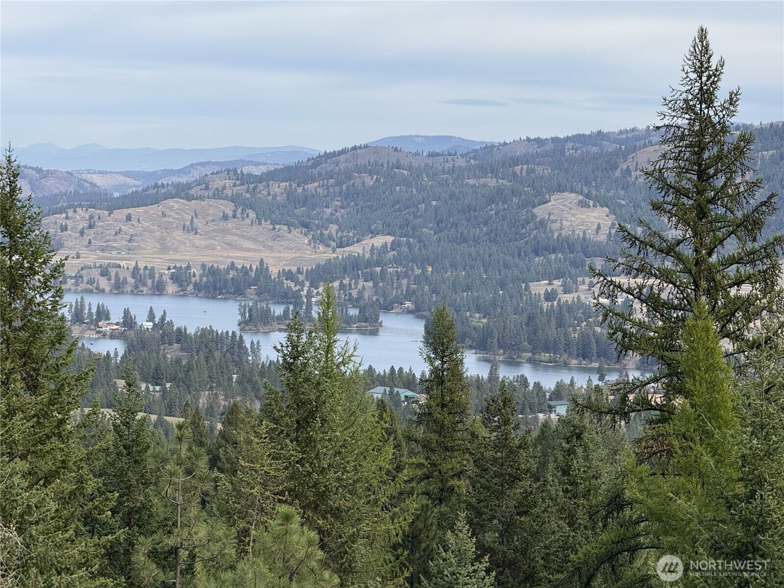 Property Photo:  4  Lakeview Drive  WA 99166 