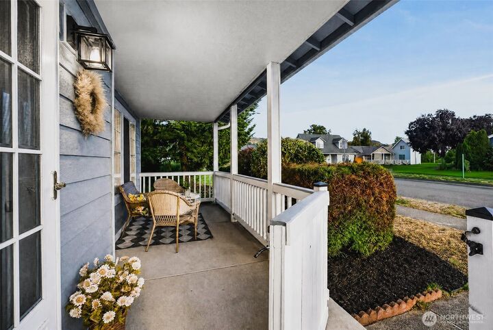 Property Photo: 15419 Daffodil Street Ct E WA 98390