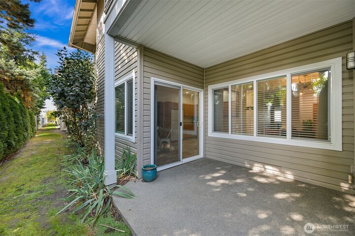 Property Photo:  1305  Boon St. 114  WA 98295 