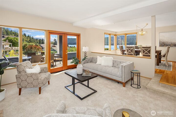 Property Photo: 3011 197th Avenue SE WA 98075