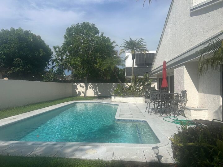 Property Photo:  7810 NW 4th Street  FL 33324 
