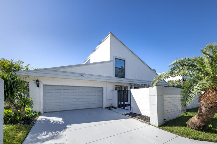 Property Photo: 7810 NW 4th Street FL 33324