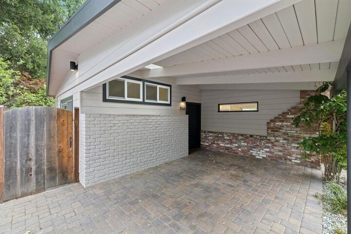 Property Photo: 1555 Stanford Avenue CA 94306