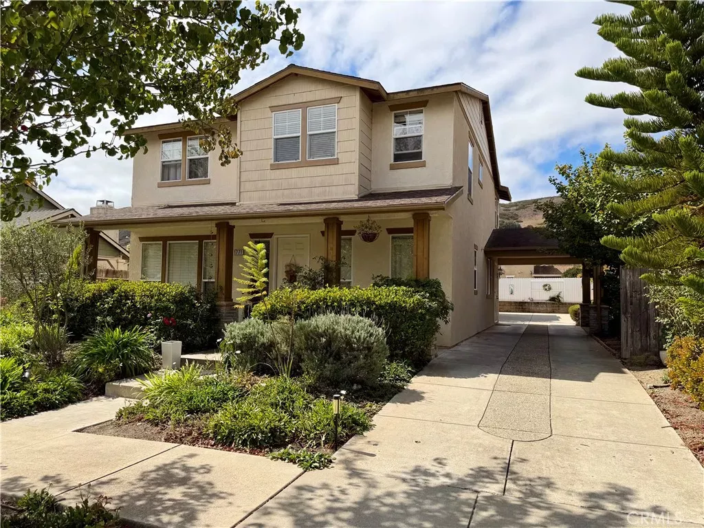 Property Photo: 1771 Singletree Court CA 93405