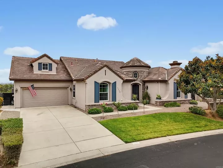 Property Photo:  1139 Highland Park  CA 92028 
