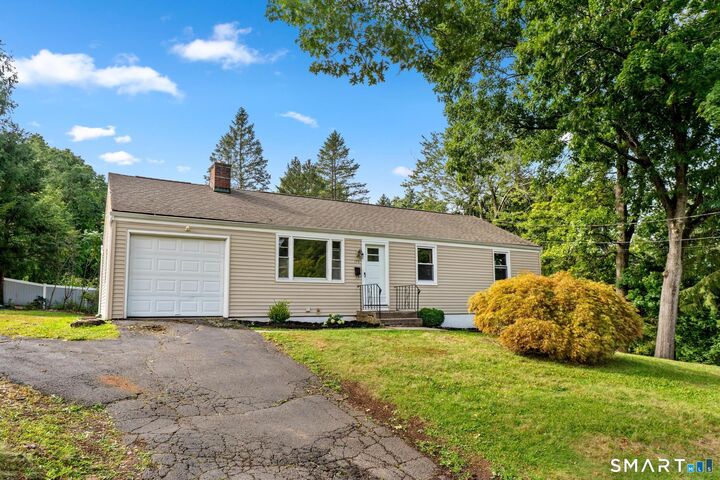 Property Photo:  173 Timber Trail  CT 06109 