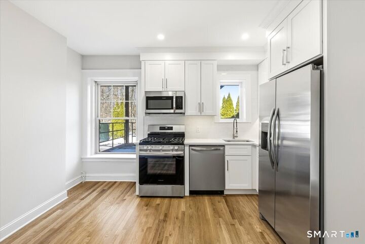 Property Photo: 2750 Whitney Avenue CT 06518