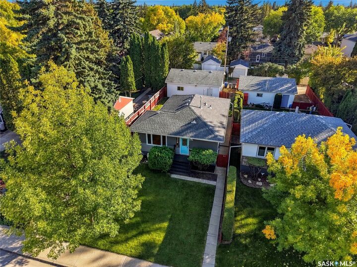 Property Photo: 1118 2nd Street E SK S7H 1R5