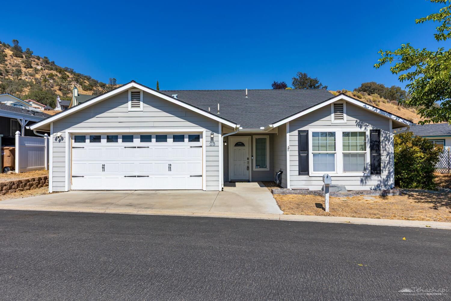 Property Photo:  21276 White Pine Drive 26  CA 93561 