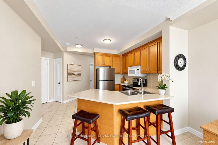 Property Photo:  112 Simcoe Road 407  ON L3Z 1Y2 