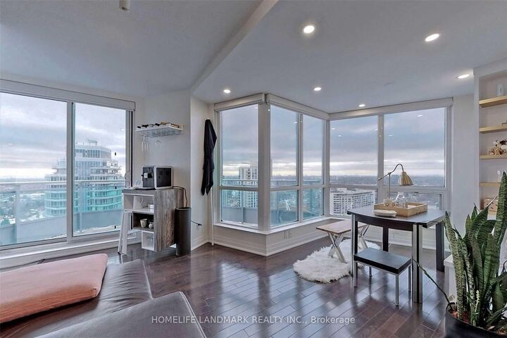 Property Photo:  18 Holmes Avenue 2605  ON M2N 0E1 