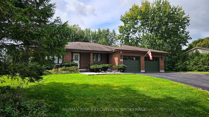 Property Photo: 27 Gore Street ON K0H 2H0