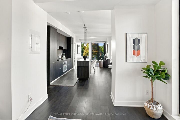 Property Photo: 1990 Bloor Street W 607 ON M6P 0B6