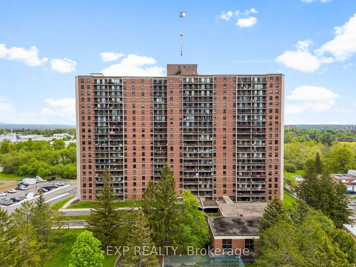 Property Photo: 665 Bathgate Drive 1603 ON K1K 3Y4