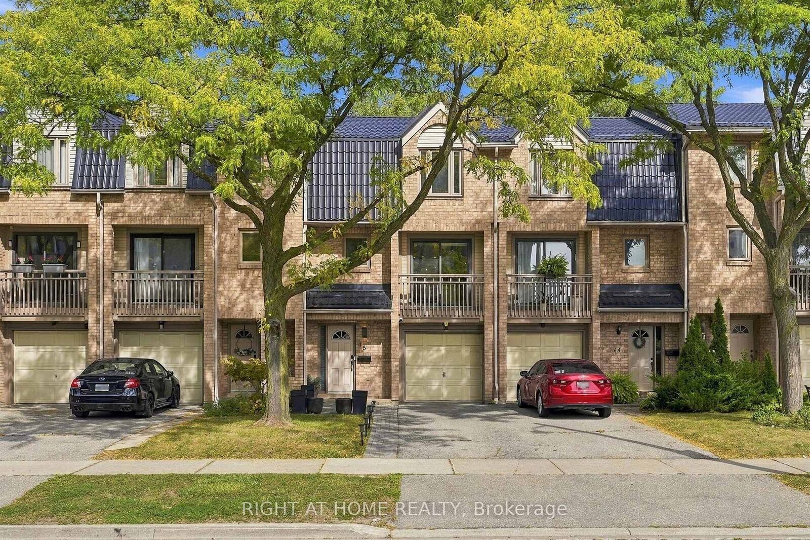 Property Photo:  4101 Westminster Place 45  ON L4W 4X4 
