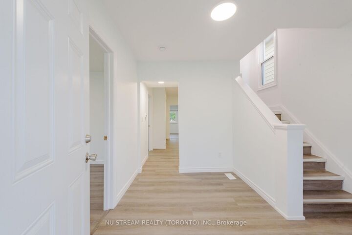 Property Photo:  941 Cataraqui Street  ON N9A 3P7 