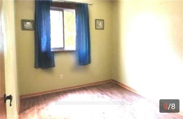 Property Photo:  194 Robert Hicks Drive E  ON M2R 3R5 