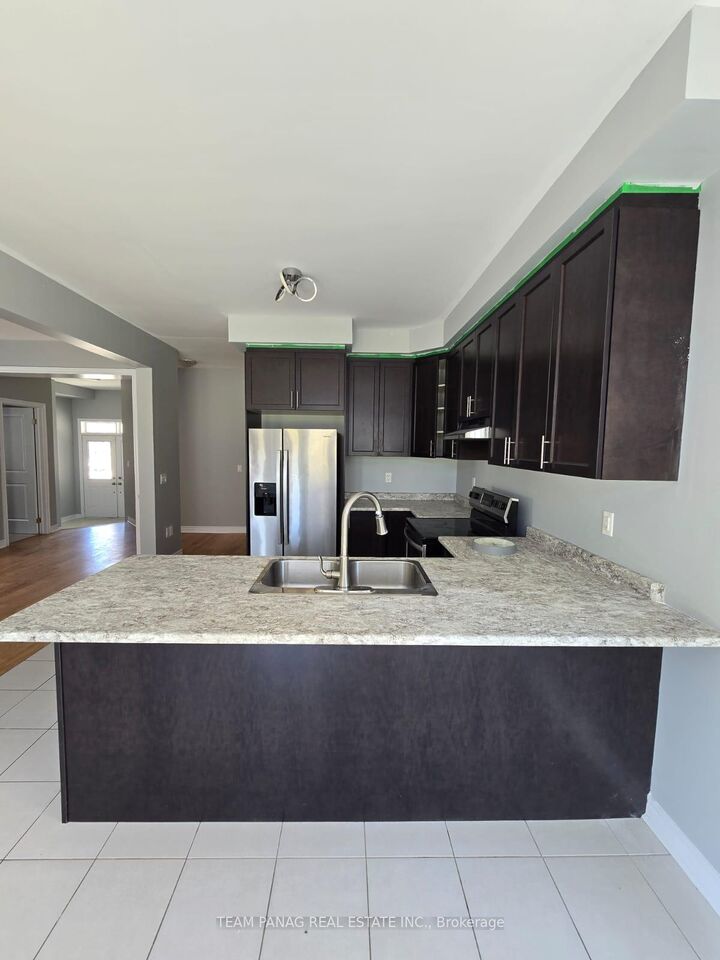 Property Photo:  486 Thompson Street  ON N4T 0G8 