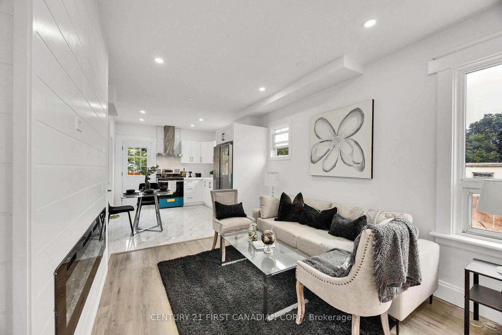 Photo de la propriété:  328 Oakland Avenue  ON N5W 4J6 