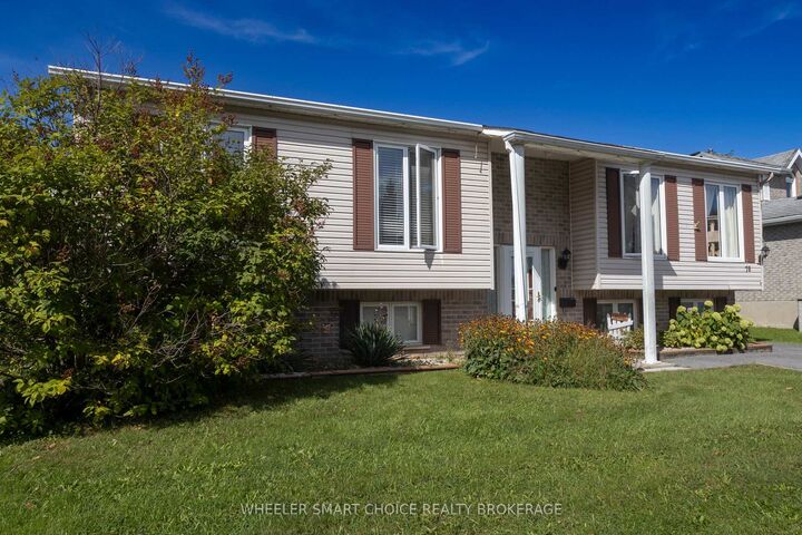 Property Photo:  78 Maple Street  ON K0C 1M0 