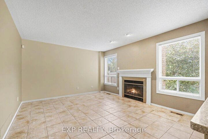 Property Photo:  3033 Sable Ridge Drive  ON K1T 3R9 