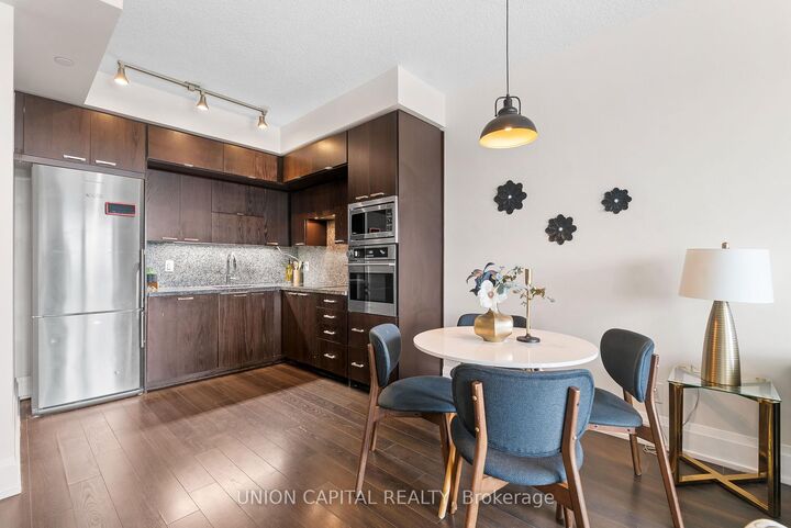 Photo de la propriété: 120 Harrison Garden Boulevard 708 ON M2N 0H1